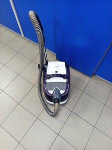 Б/в Пилосос Bosch serie 4 aquawash&clean bwd41740 01-201035901