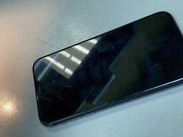 Б/в Мобільний телефон Apple iphone 11 64gb 01-201116200
