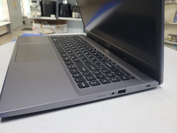 Б/в Ноутбук Acer 15/core i3-1215u ddr5/8gb ddr5/hdd *відсутній/ssd 120 gb/*інтегрована 01-201116915