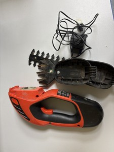 Б/у Электроножницы Black&Decker gl605 01-201131710