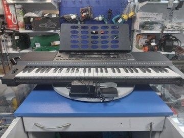 Б/в Синтезатор Kurzweil kp110 01-201120471