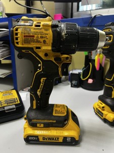 Б/в Набір інструментів Dewalt dck2061d2t 01-201177477