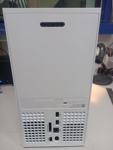 01-200744948: Microsoft xbox series x 1tb