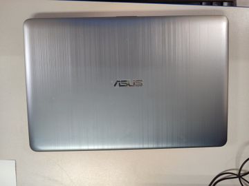 01-200746609: Asus 15/pentium n4200 ddr3/4gb ddr2/hdd 750 gb/ssd 250 gb/geforce 810m
