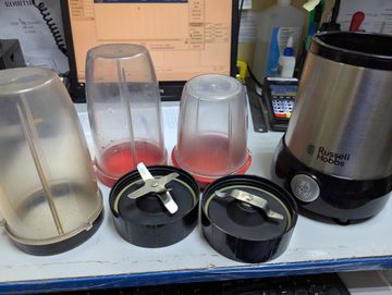 01-200749666: Russell Hobbs nutri boost 23180-56