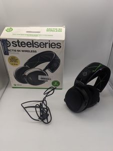01-200631828: Steelseries arctis 9x