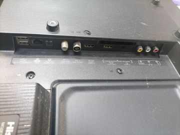 01-200779742: Hisense 32a4bg