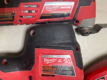 01-200788315: Milwaukee 2426-20/ 2445-20 2акб зп