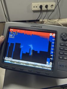 01-200790050: Lowrance hds 10 gen2 + lls1 structurecsanner