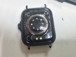 01-200792577: Smartwatch j36