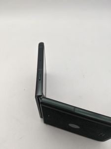 01-200783950: Motorola razr 60 ultra 16/512gb