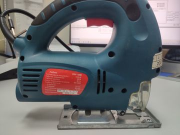 Б/в Електролобзик Зенит зпл-1050 01-200808321