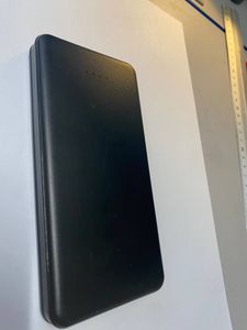 Б/в Зовнішній акумулятор Без Виробника без моделі 01-200811687