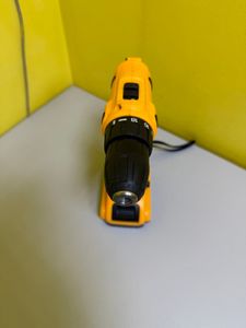 Б/в Акумуляторний шурупокрут Без Виробника без моделі 01-200814564