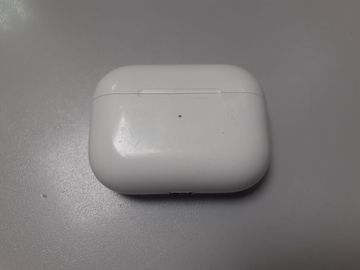 Б/в Навушники Apple airpods pro 2nd generation with magsafe charging case usb-c 01-200814685