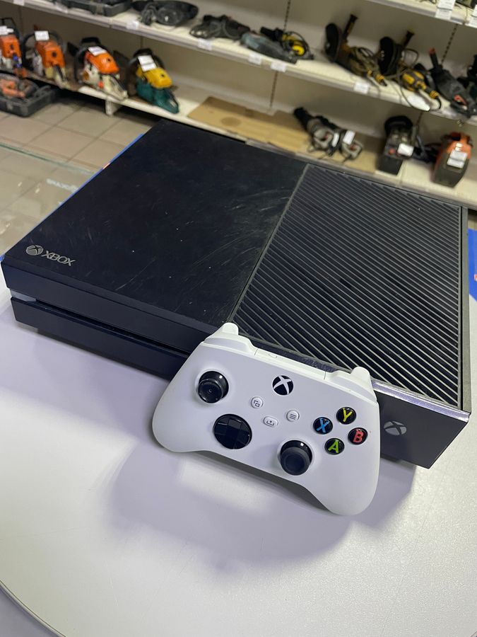 Ігрова приставка Microsoft xbox one x 500gb 01-200822082, стан