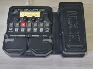 Б/у Гитарный процессор Zoom g1x four 01-200836287