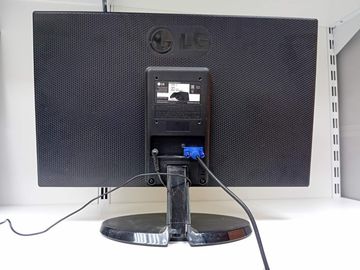 Б/у Монитор Lg 22m38a 01-200838201