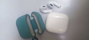 Б/в Навушники Apple airpods 4 01-200862634