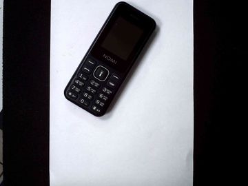 Б/в Мобільний телефон Nomi i1880 01-200864071