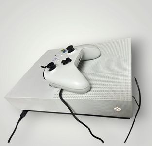Б/в Ігрова приставка Microsoft xbox one s 1tb 01-200845038