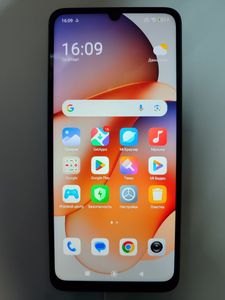 Б/в Мобільний телефон Xiaomi redmi 13c 4g 4/128gb 01-200888278