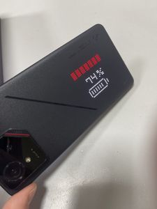 Б/в Мобільний телефон Asus rog phone 9 pro 16/512gb 01-200893547