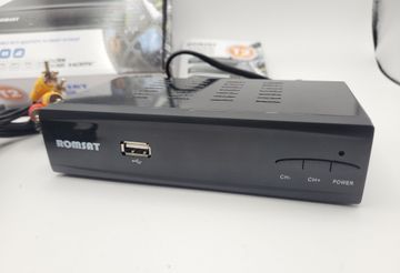 Б/в Ресивер ТВ Romsat t7075hd 01-200898132