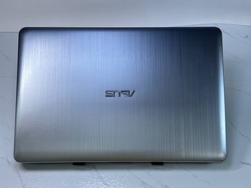 Б/у Ноутбук Asus 16/pentium n4200 ddr3/4gb ddr3/hdd 1000 gb/ssd *відсутній/*інтегрована 01-200858277