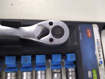 Б/у Набор инструментов Hoegert ht1r334 01-200905771