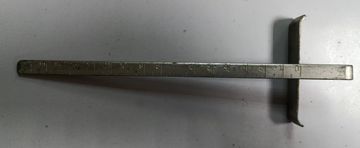 Б/в Електролобзик Зенит зпл-1050м 01-200904785