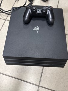 Б/в Ігрова приставка Sony playstation 4 pro 1tb 01-200945570