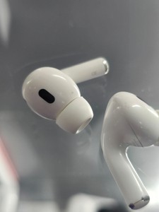 Б/в Навушники Apple airpods pro 2nd generation with magsafe charging case usb-c 01-200920339