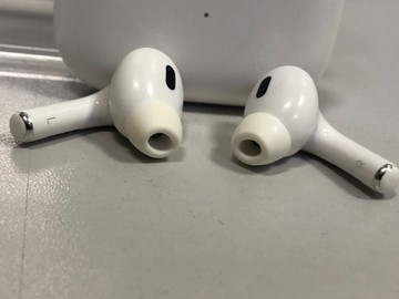 Б/в Навушники Apple airpods pro 2nd generation magsafe 01-200953372
