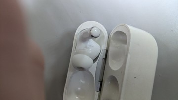 Б/в Навушники Apple airpods pro 2nd generation with magsafe charging case usb-c 01-200966582