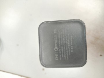 Б/в Зарядний пристрій Kp pd-65 20000mah 01-200975714