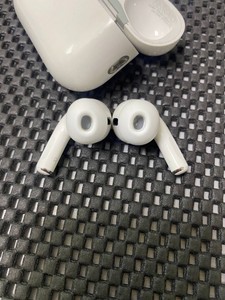 Б/в Навушники Apple airpods pro 2nd generation with magsafe charging case usb-c 01-200974404