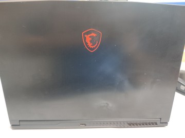 Б/в Ноутбук Msi 15/core i5-12450h ddr5/16gb ddr5/hdd *відсутній/ssd 512 gb/geforce rtx4050 6gb 01-201001399
