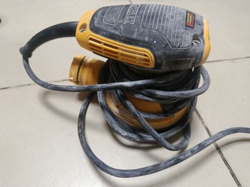 Б/в Шліфмашина вібро Dewalt dwe6423 01-201003908