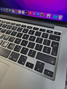 Б/в Ноутбук Apple macbook pro/ a1502 13,3"/ core i5 2.7ghz/ ram8gb/ ssd128gb/ iris 6100 01-201017004