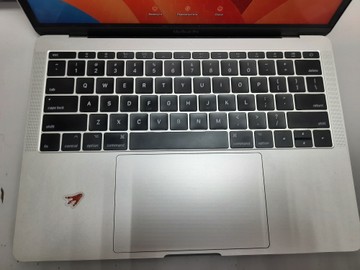 Б/в Ноутбук Apple macbook pro a1708 13,3" core i7 2,5ghz/ram16gb/ssd256gb/intel iris plus graphics 640 01-201030454