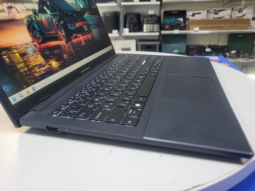Б/в Ноутбук Asus 15/core i3-n305 ddr5/8gb ddr4/hdd *відсутній/ssd 512 gb/*інтегрована 01-200968007