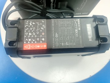 Б/в Зварювальний апарат Dnipro-M i120 mini 01-201053174