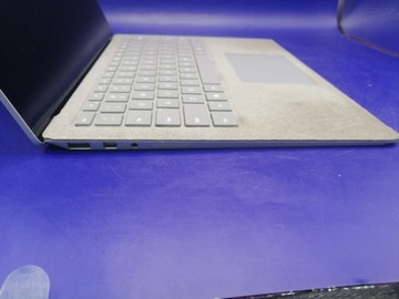 Б/в Ноутбук Microsoft surface laptop/core i5 7300u/8gb /ssd 240 gb/*інтегрована 01-201052652