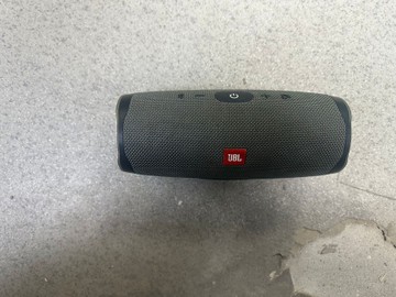 Б/в Акустика Jbl charge essential 2 01-201062444