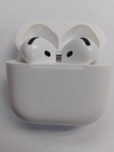 Б/в Навушники Apple airpods 4 01-201101574