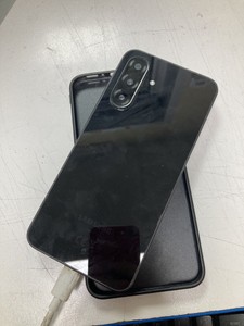 Б/в Мобільний телефон Samsung galaxy a26 5g 8/256gb 01-201110459