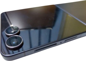Б/в Мобільний телефон Samsung galaxy flip7 12/256gb 01-201065650