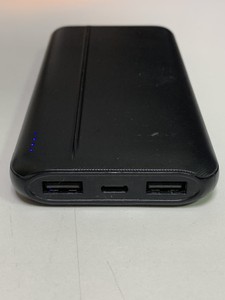 Б/в Повербанк Rivacase va2031 10000mah 01-201155502