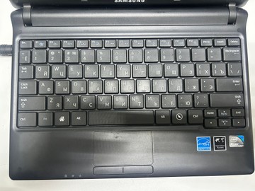 Б/в Ноутбук Samsung e1 2100 ddr3/2gb ddr3/ssd 32 gb/*інтегрована 01-201160286